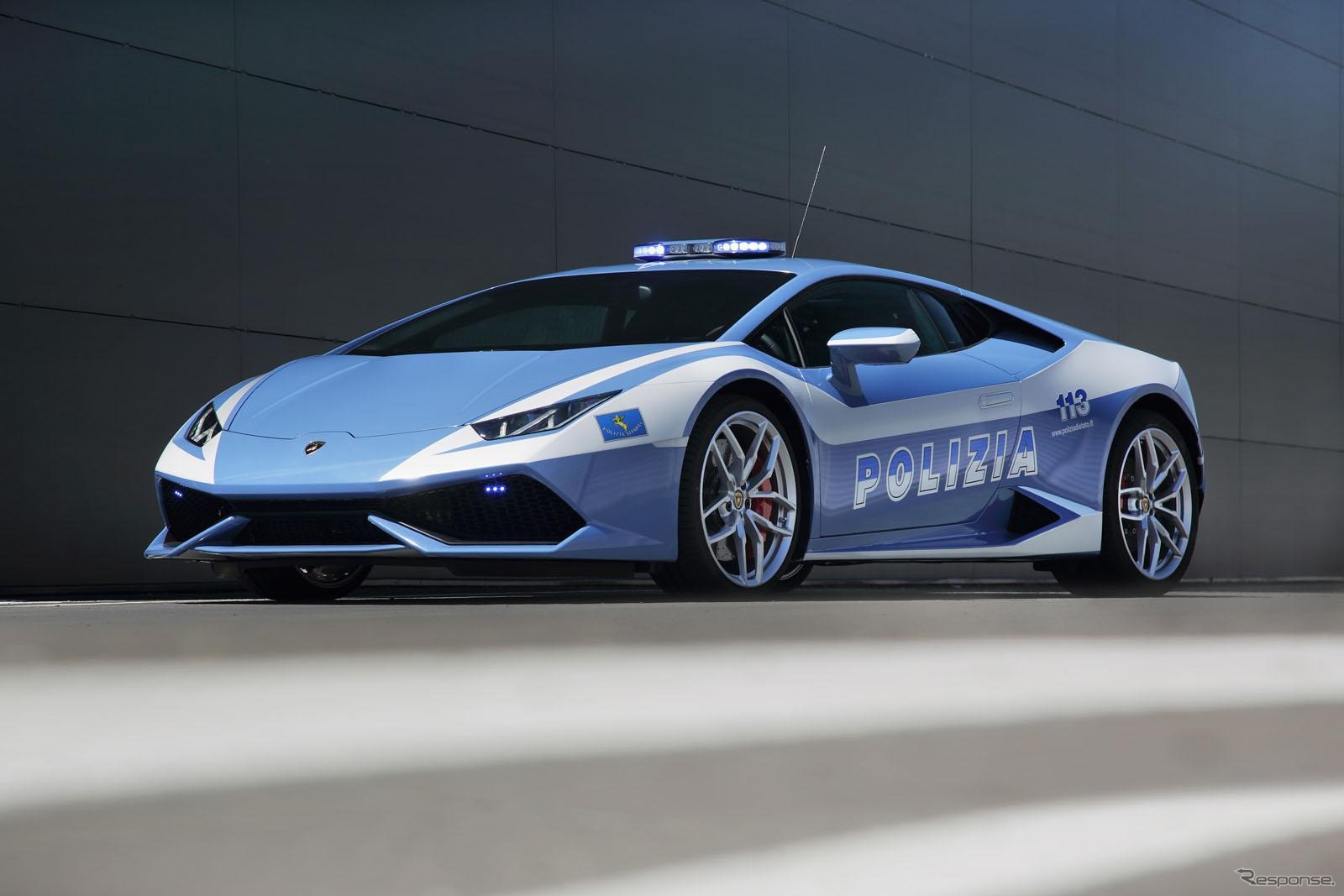 ランボルギーニ ウラカン LP610-4 のイタリア警察仕様