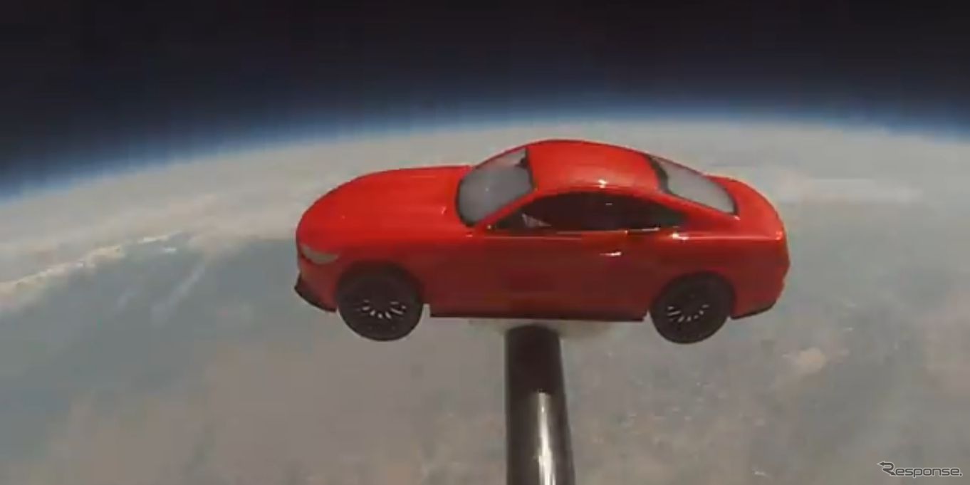 宇宙を旅した新型フォードマスタングのモデルカー