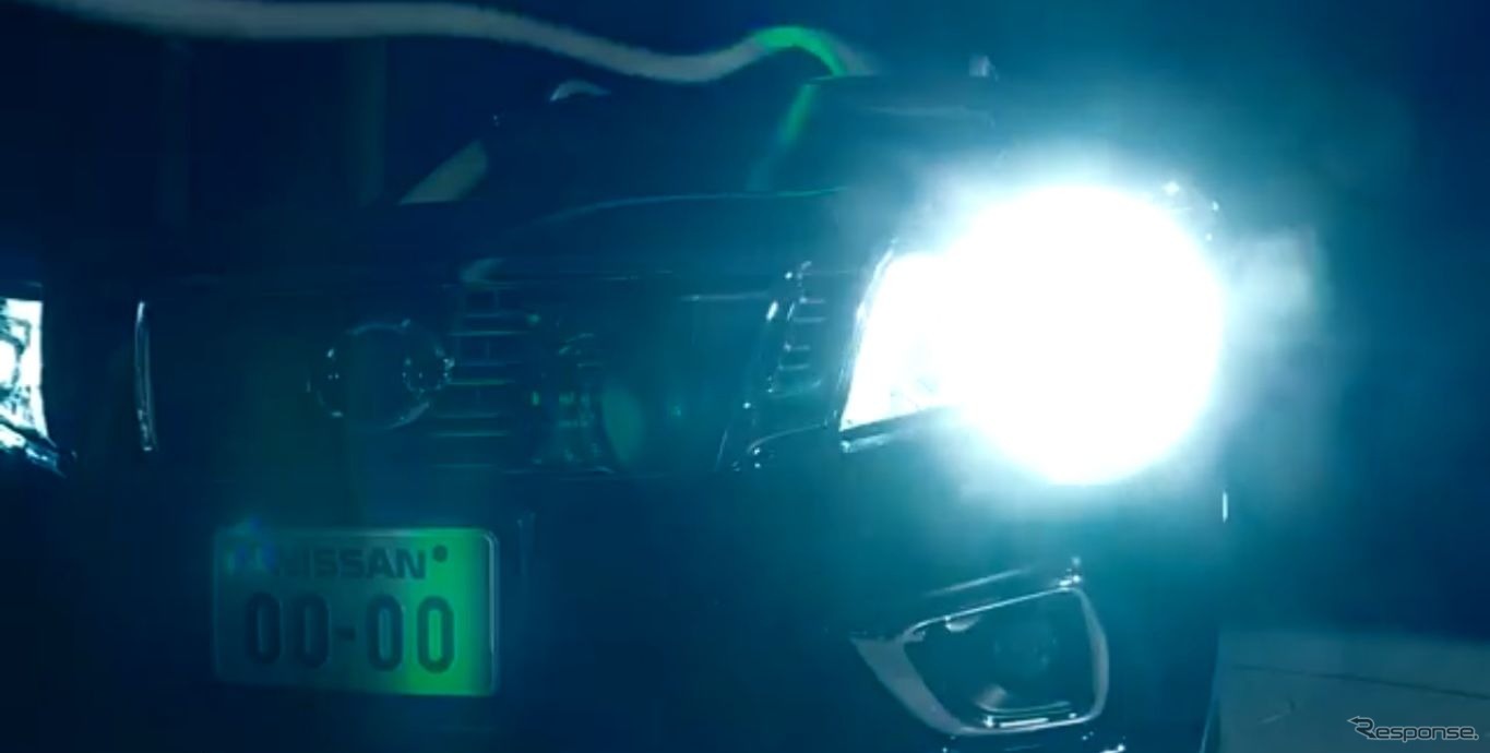 日産の新型ピックアップトラックの予告イメージ