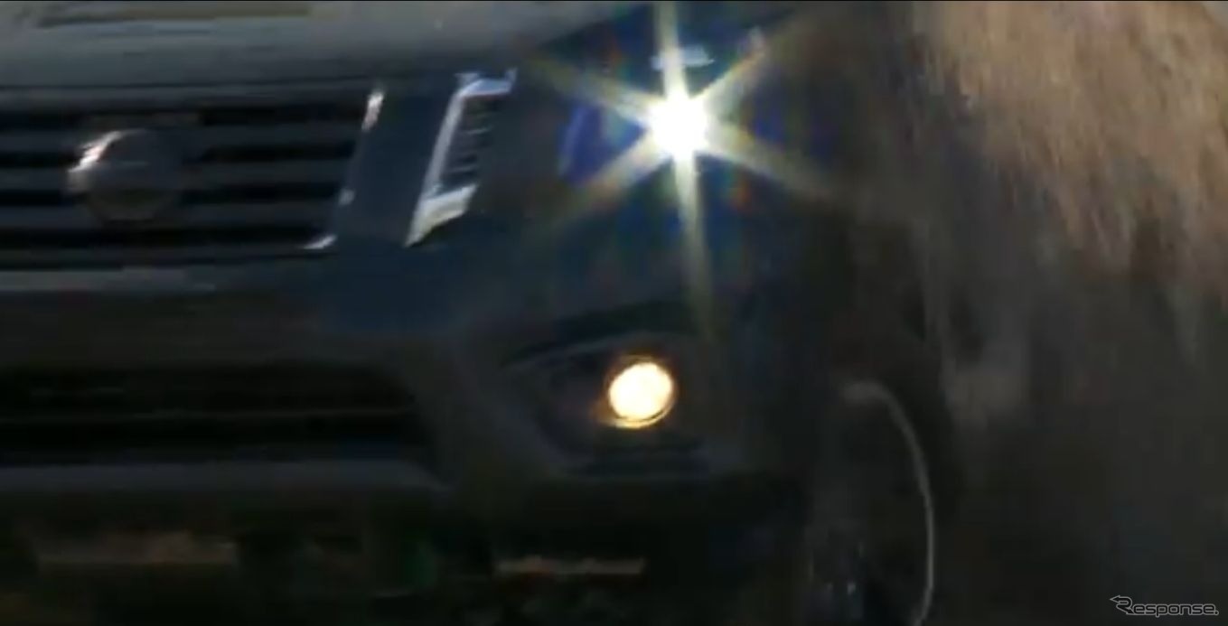 日産の新型ピックアップトラックの予告イメージ