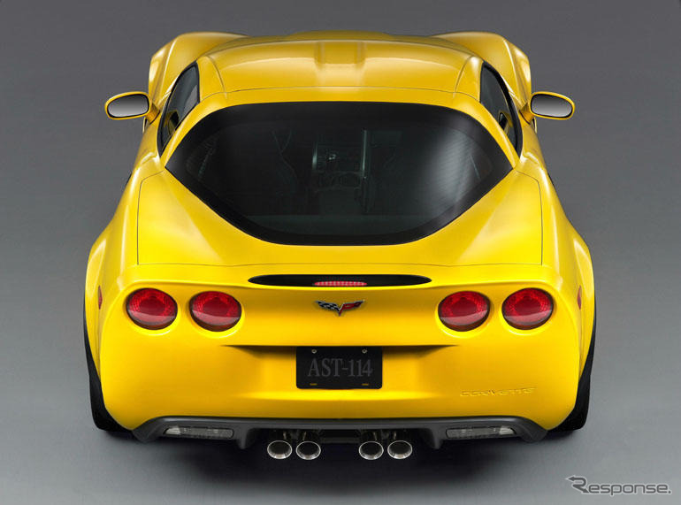 コルベット Z06 を発売へ…レーシングモデル並行開発