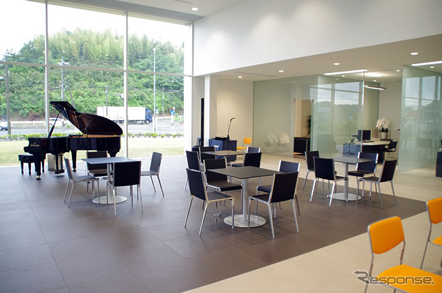 アウディ三重四日市