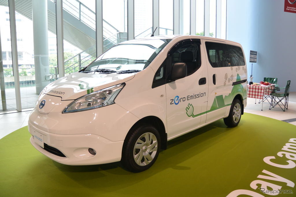 日産自動車 e-NV200 発表会