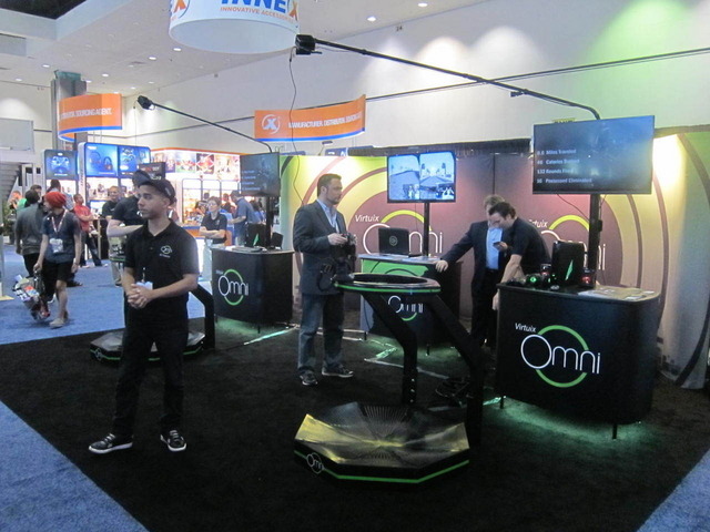 【E3 2014】究極の体験を提供するルームランナーVR「Omni」を試してみた
