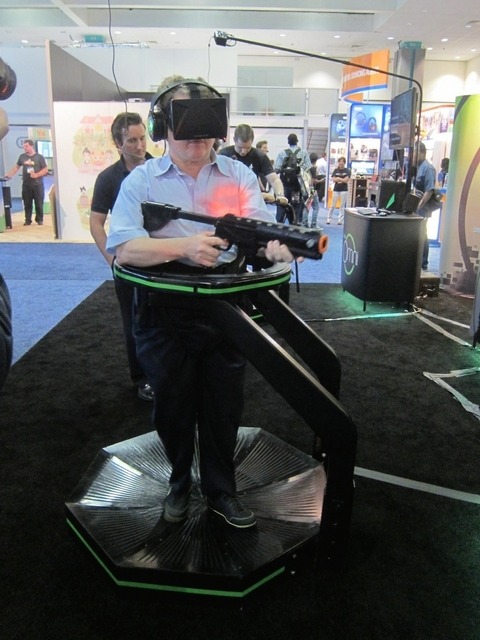 【E3 2014】究極の体験を提供するルームランナーVR「Omni」を試してみた