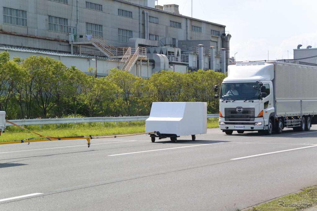 日野自動車 新PCSデモ