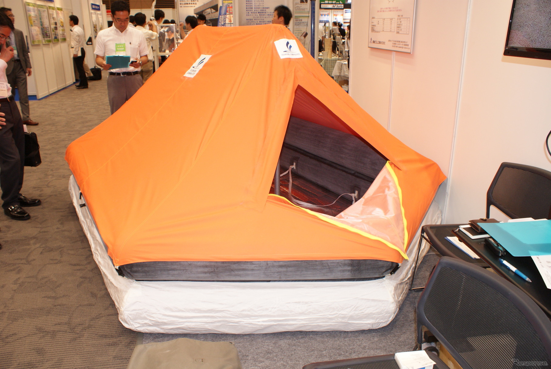 エスケープボート