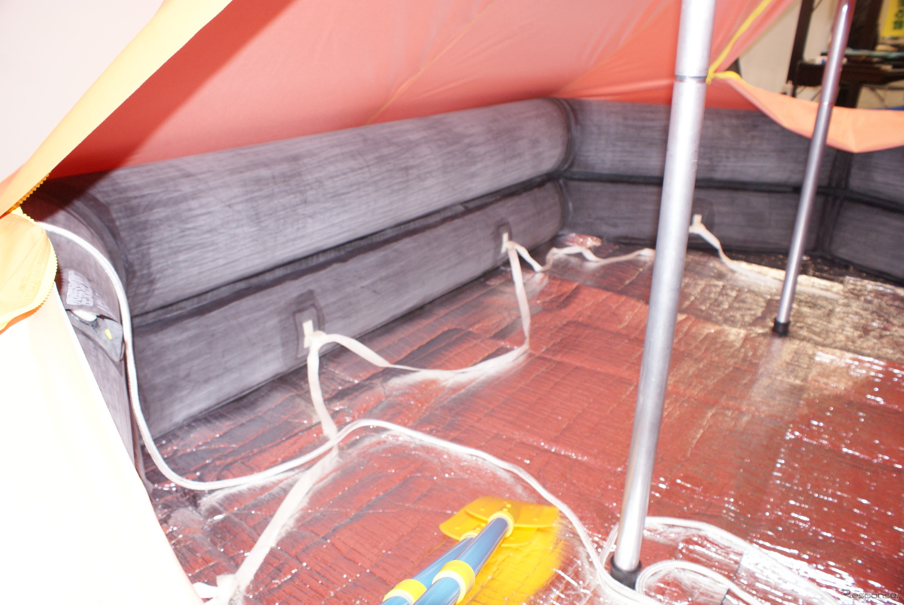 エスケープボート