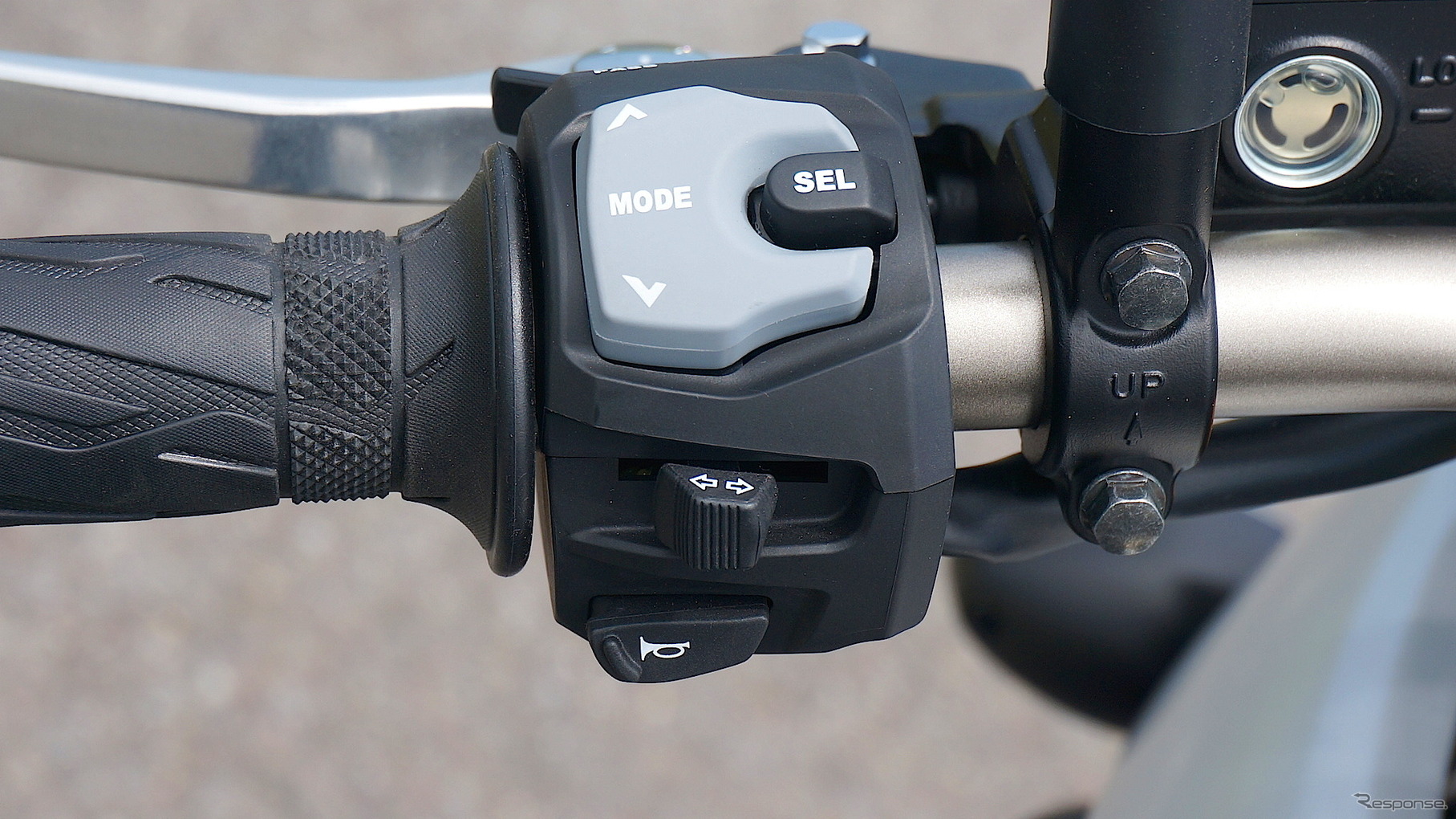 スズキ Vストローム1000 ABS
