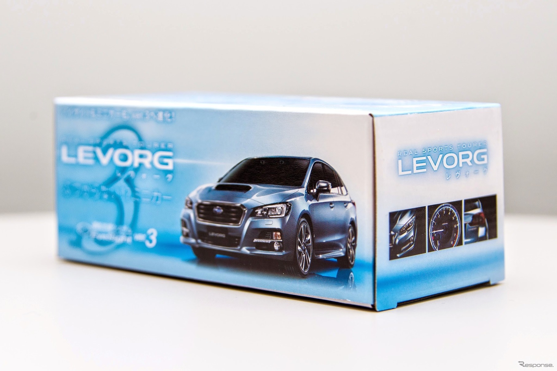 スバル レヴォーグ ぶつからない!?　ミニカー