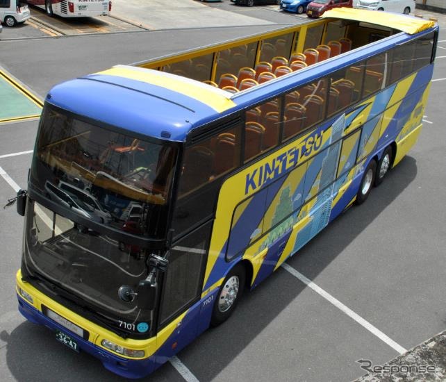 近鉄バスが7月10日から運行を開始する2階建てオープンデッキバス「OSAKA SKY VISTA」。大阪で2階建てオープンデッキバスが運行されるのはこれが初めてという。