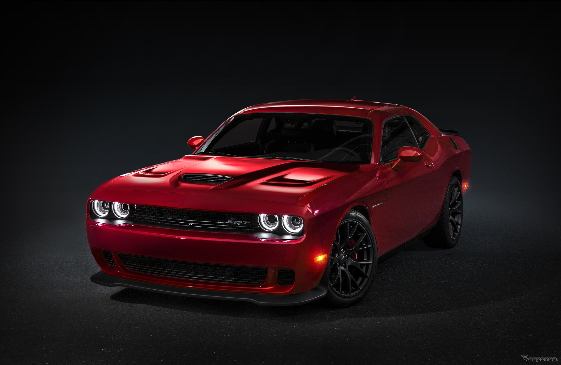 ダッジチャレンジャーSRTヘルキャットの量産第一号車