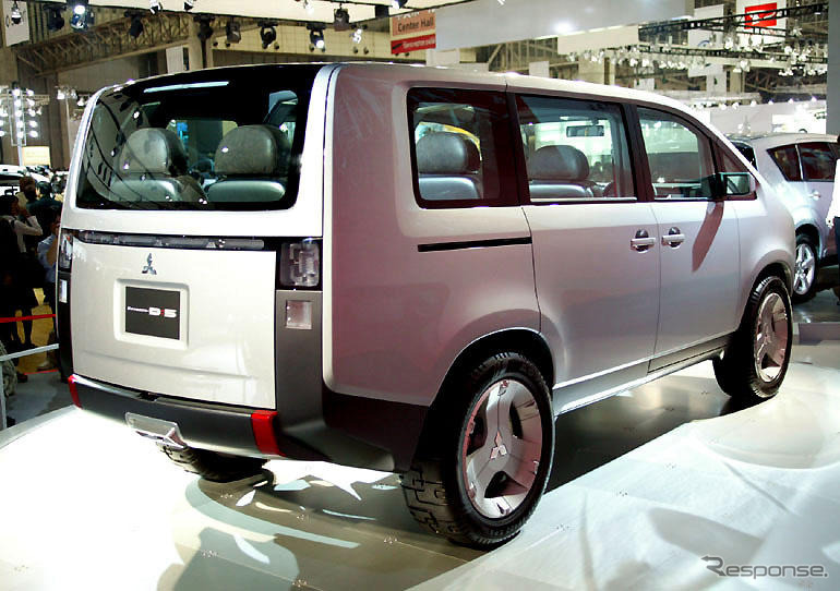 【東京モーターショー05】三菱 D:5 は「スターウォーズ」の月面車