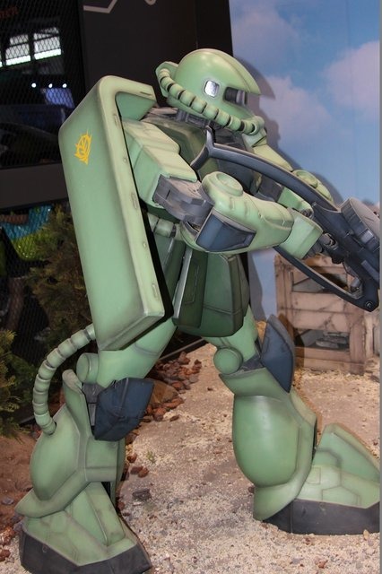 【China Joy 2014】中国のガンダムファンが集結!? 久遊網ブースではザク頭部がお出迎え