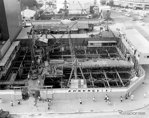 1964年 新宿スバルビル建設