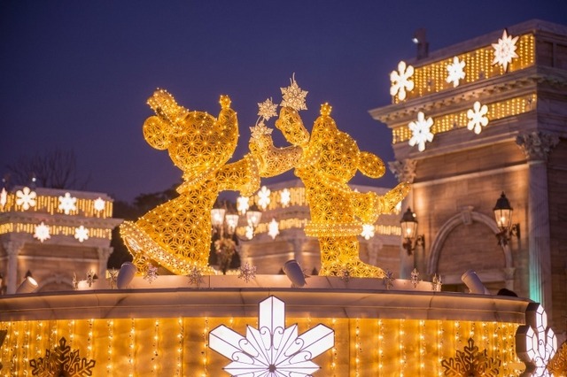 東京ディズニーシー「スノークリスタル・イルミネーション」