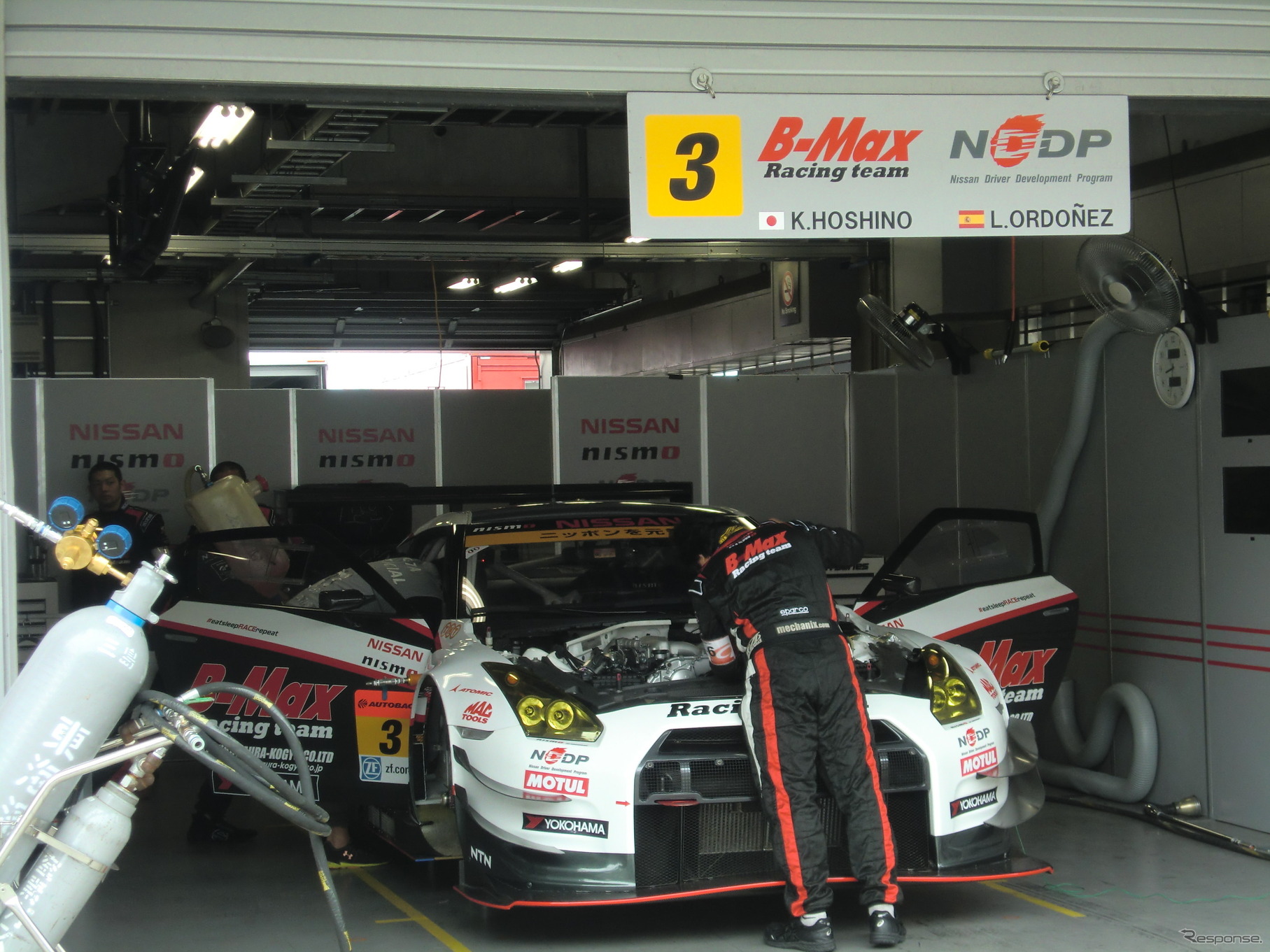 GT300クラス予選5位の#3 GT-R。