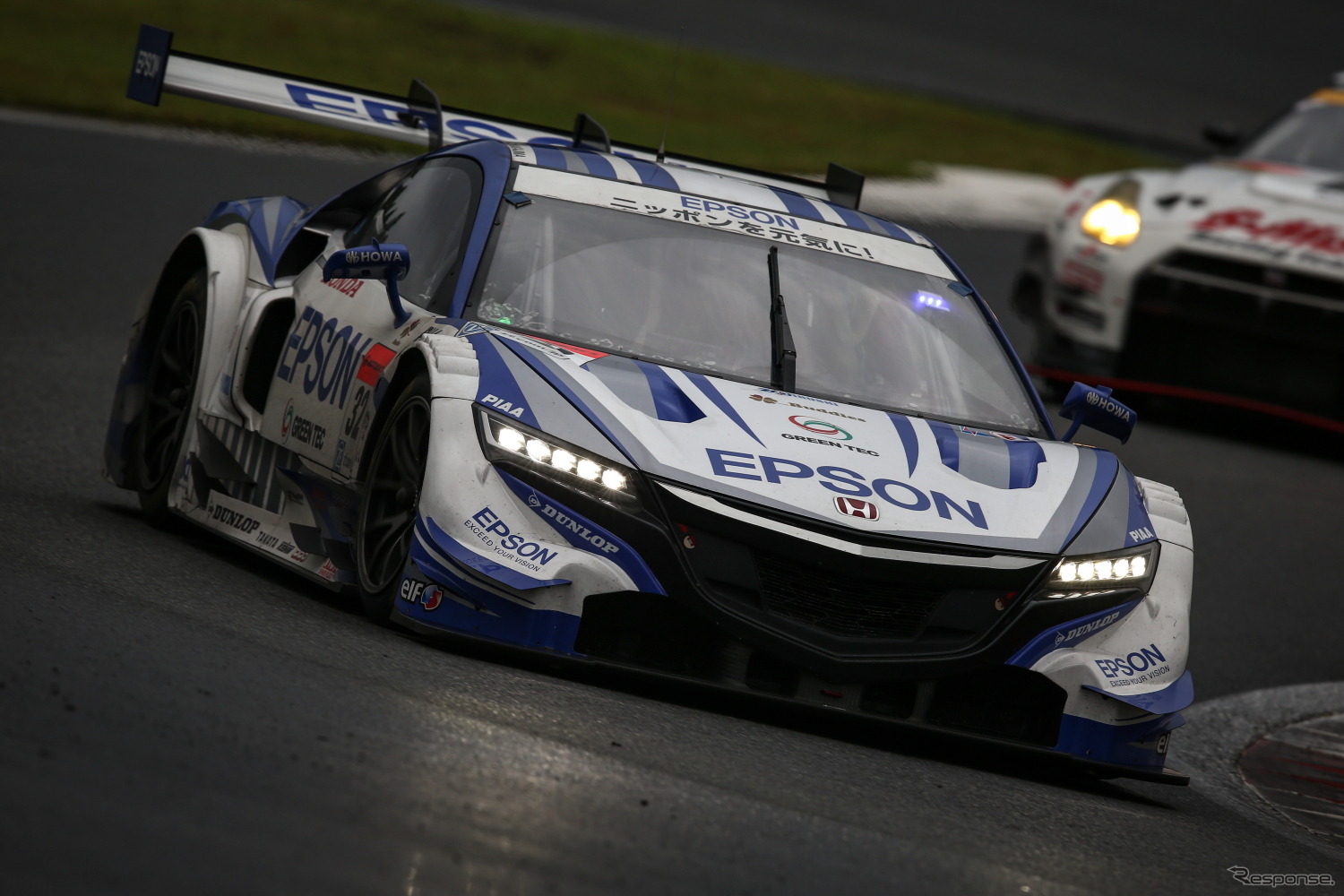 決勝3位の#32 NSX。