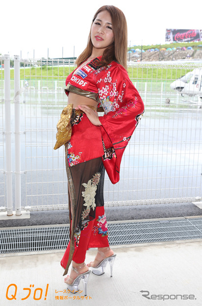 チーム モトキッズ レースクイーン