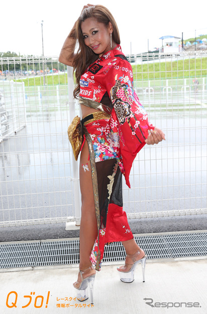 チーム モトキッズ レースクイーン