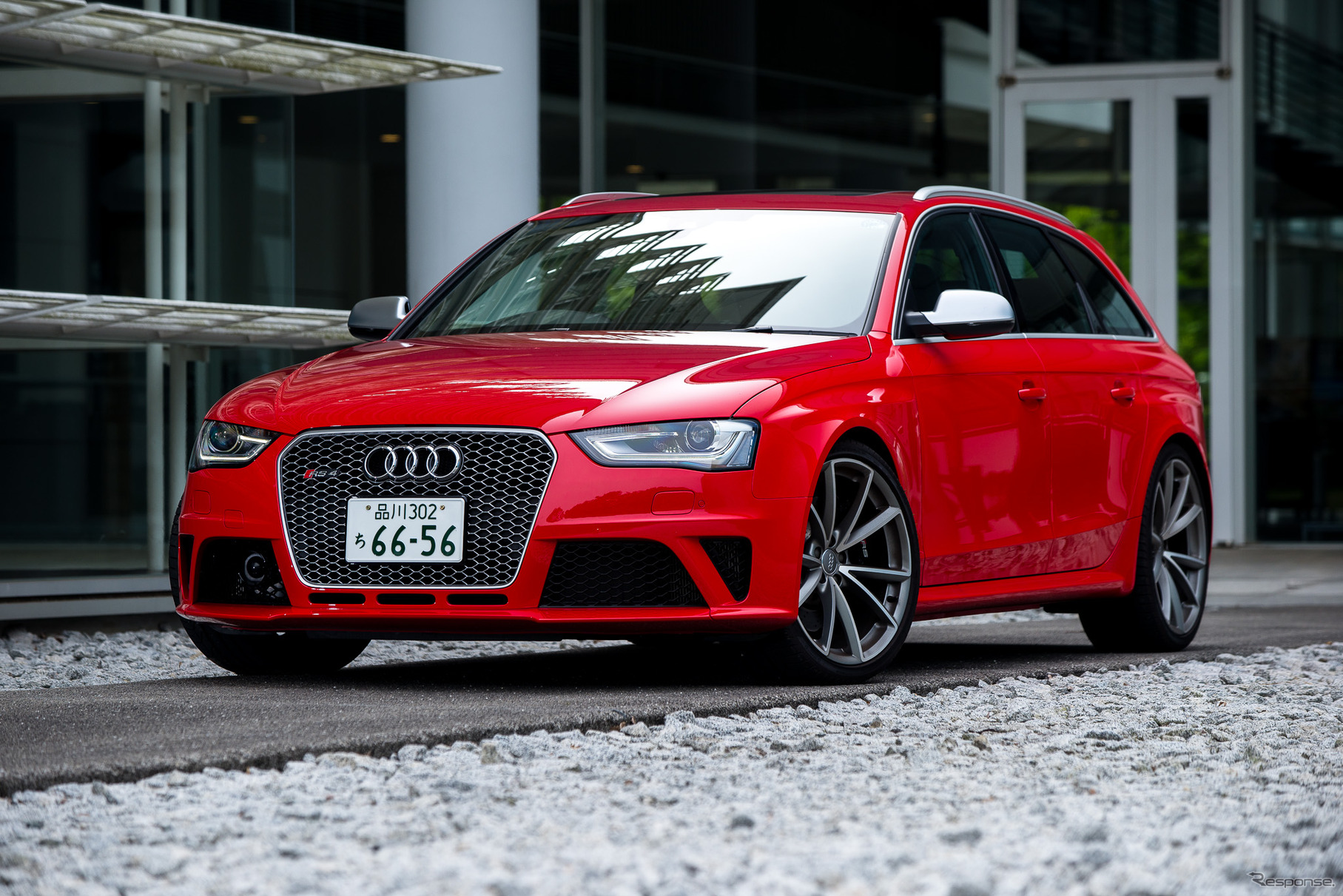 アウディ・RS4 アバント（参考画像）
