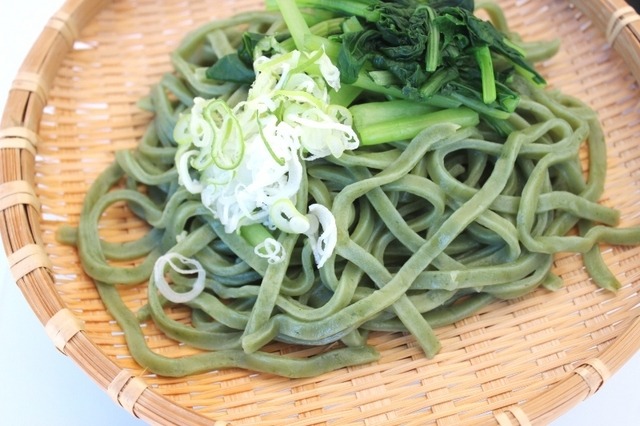 あだち菜うどん（東京都／あだち菜うどん学会）