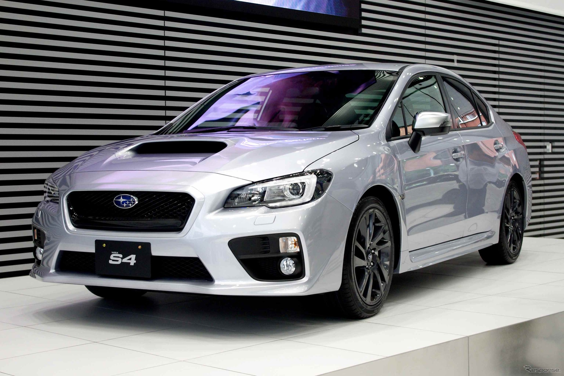 スバル WRX S4