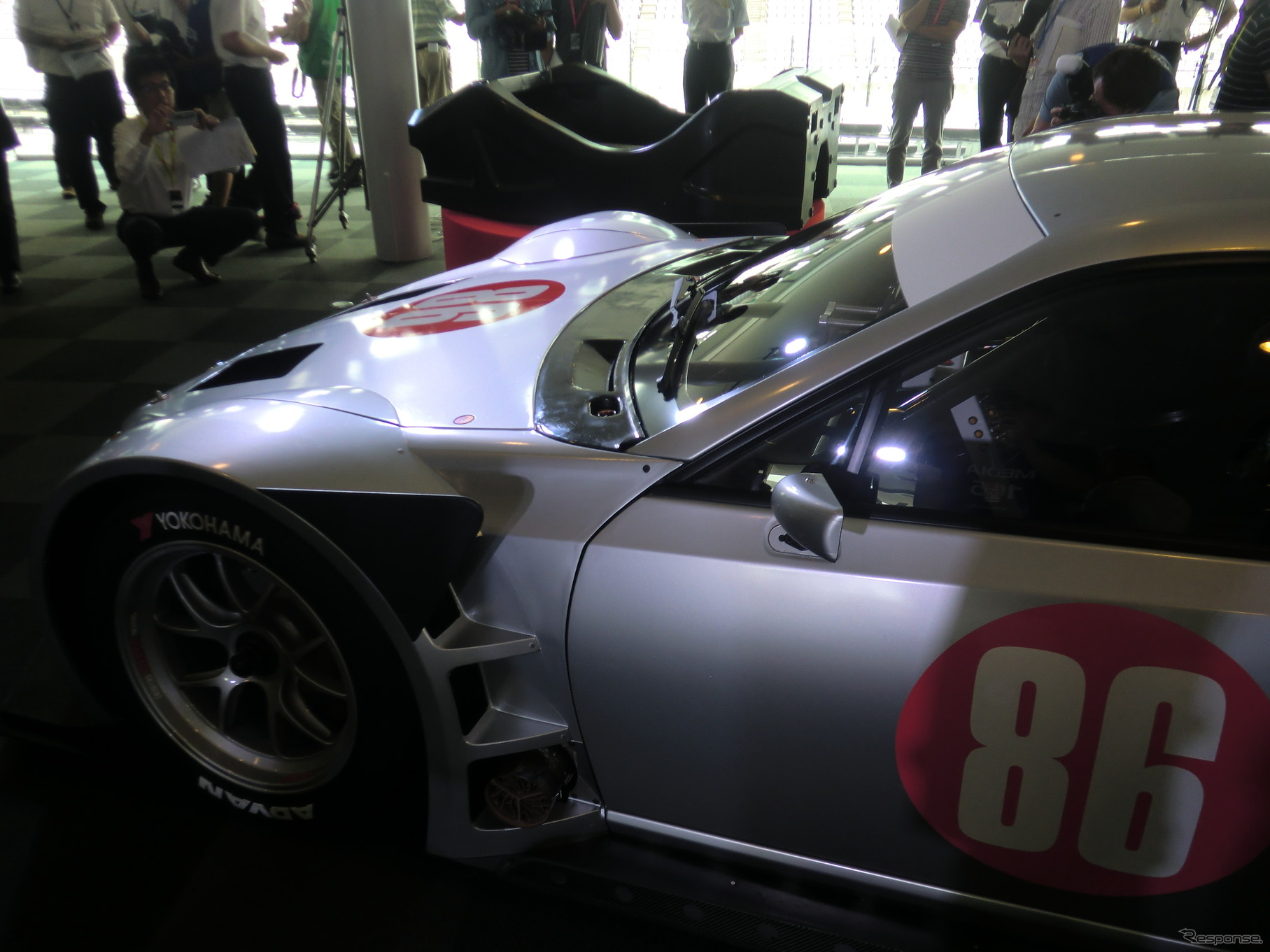 86ベース試作車の前部。