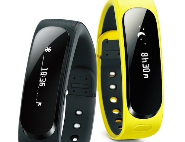 ウェアラブル端末「TalkBand B1」