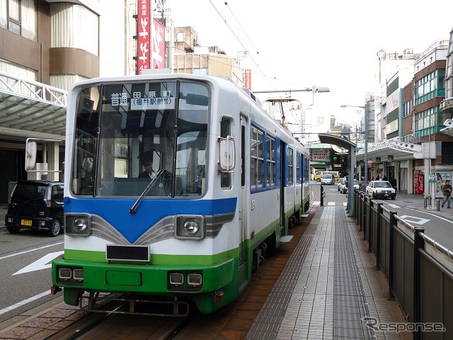 常設の福井駅前停留場の様子。9月7日の臨時停留場はここから100mほど市役所前寄りに設置される。