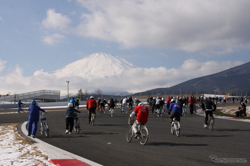 ママチャリ日本グランプリチーム対抗7時間耐久ママチャリ世界選手権