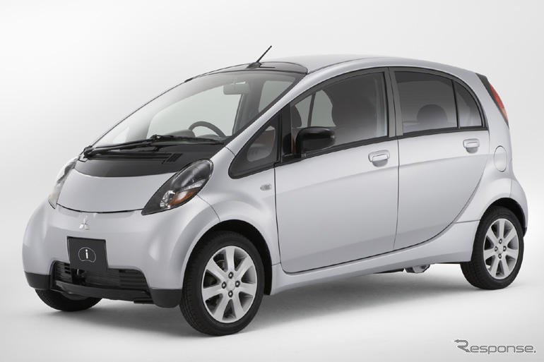 三菱自動車、i のティザー広告を1月1日から