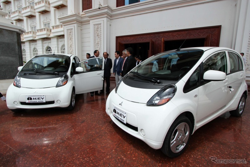 ラオス政府に納車されたi-MiEV