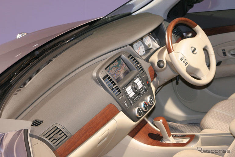 【日産 ブルーバード シルフィ 新型発表】期待できるフットワーク