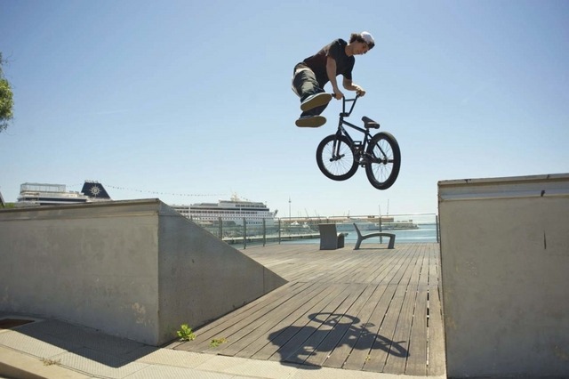 世界のトップBMXパフォーマーが日本のキッズを指導するイベント