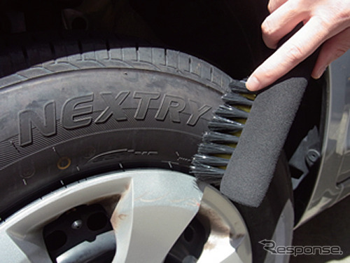 ハンディ・クラウン、タイヤワックスブラシ