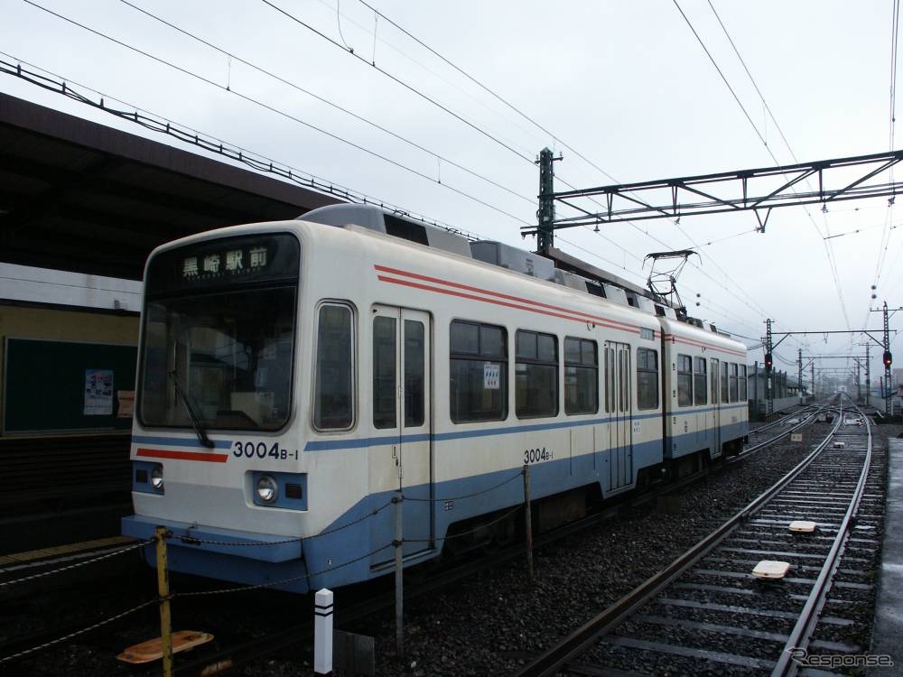 「ちくてつ電車まつり2014」で展示される3000形。こちらは運転台に入ることができる。