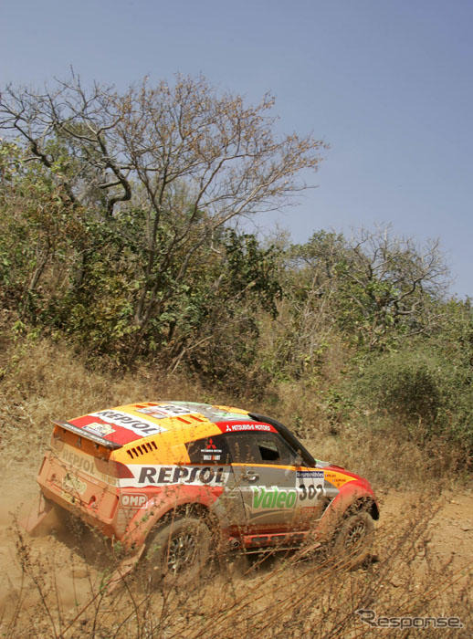 【パリダカ06】レグ13…セネガル入り、三菱アルファンが1位堅持