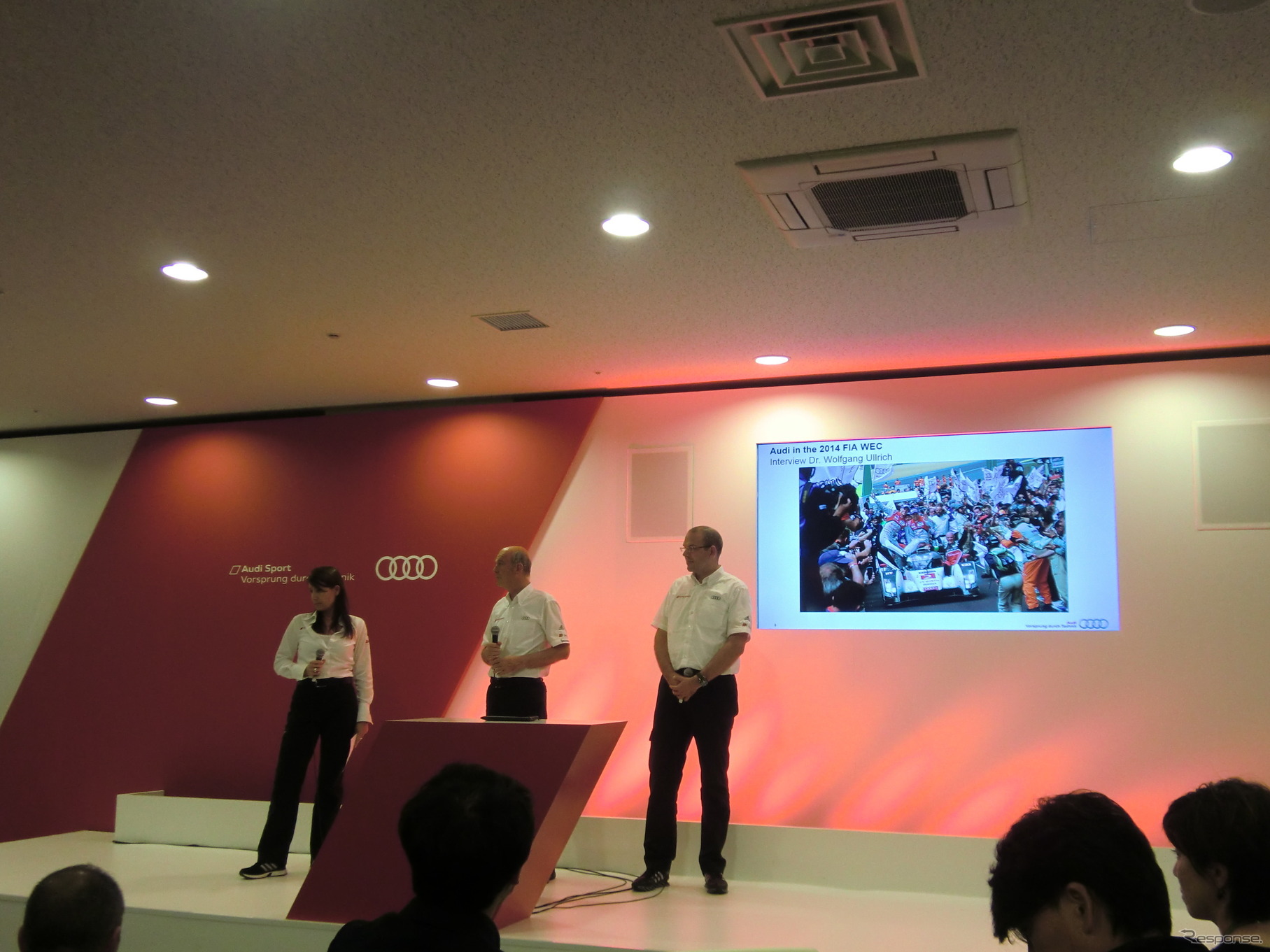 予選日恒例のアウディ・プレスミーティング。