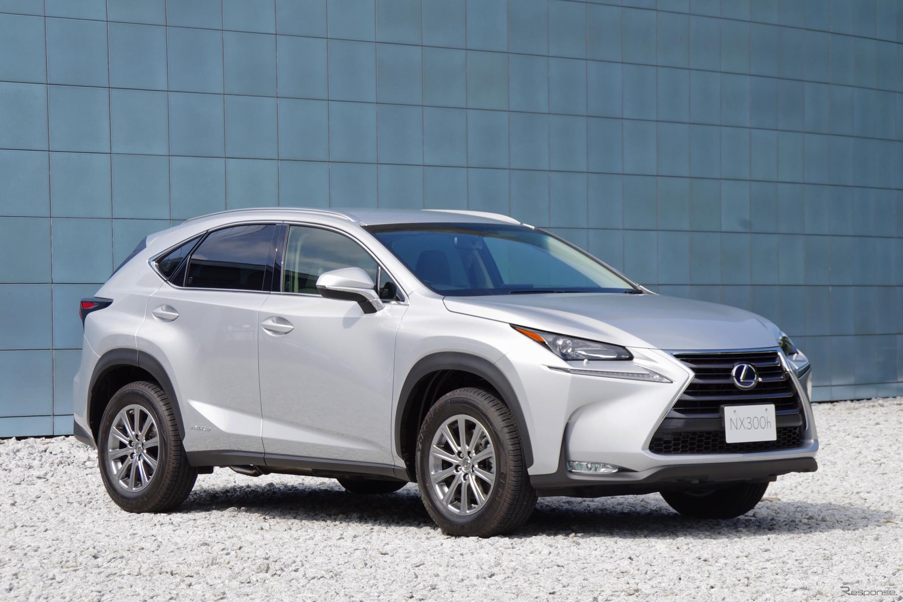 レクサス NX300h