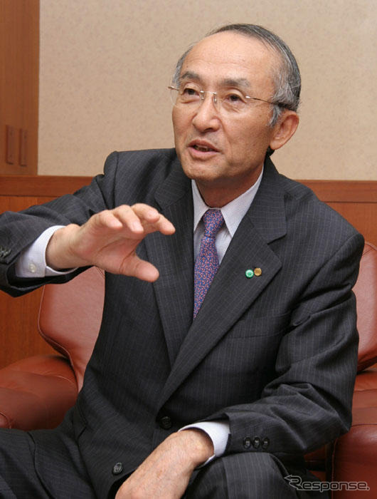 渡辺トヨタ社長がワゴナーGM会長と会談…先端分野