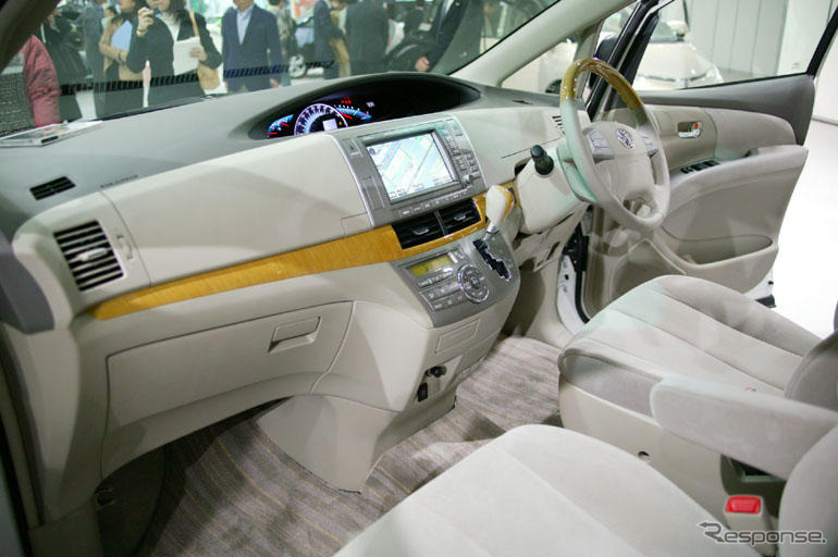 【トヨタ エスティマ 新型発表】よく見て使ってみると…インテリア