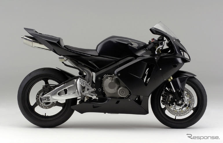 ホンダ CBR600RR レースベース車の2006年型モデル発売