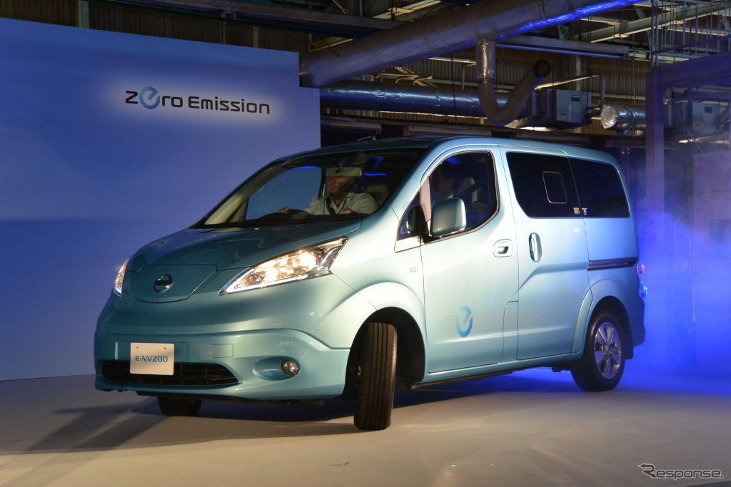 日産自動車 e-NV200 出荷式