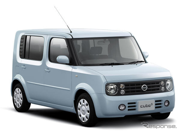 日産 キューブに装備充実のVセレクション