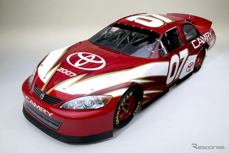 トヨタ、NASCARネクステルカップとブッシュシリーズに参戦