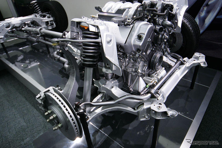 【ジャガー新型XK テクノロジーリポート】パドルシフトで駆る4.2リッターV8ユニット