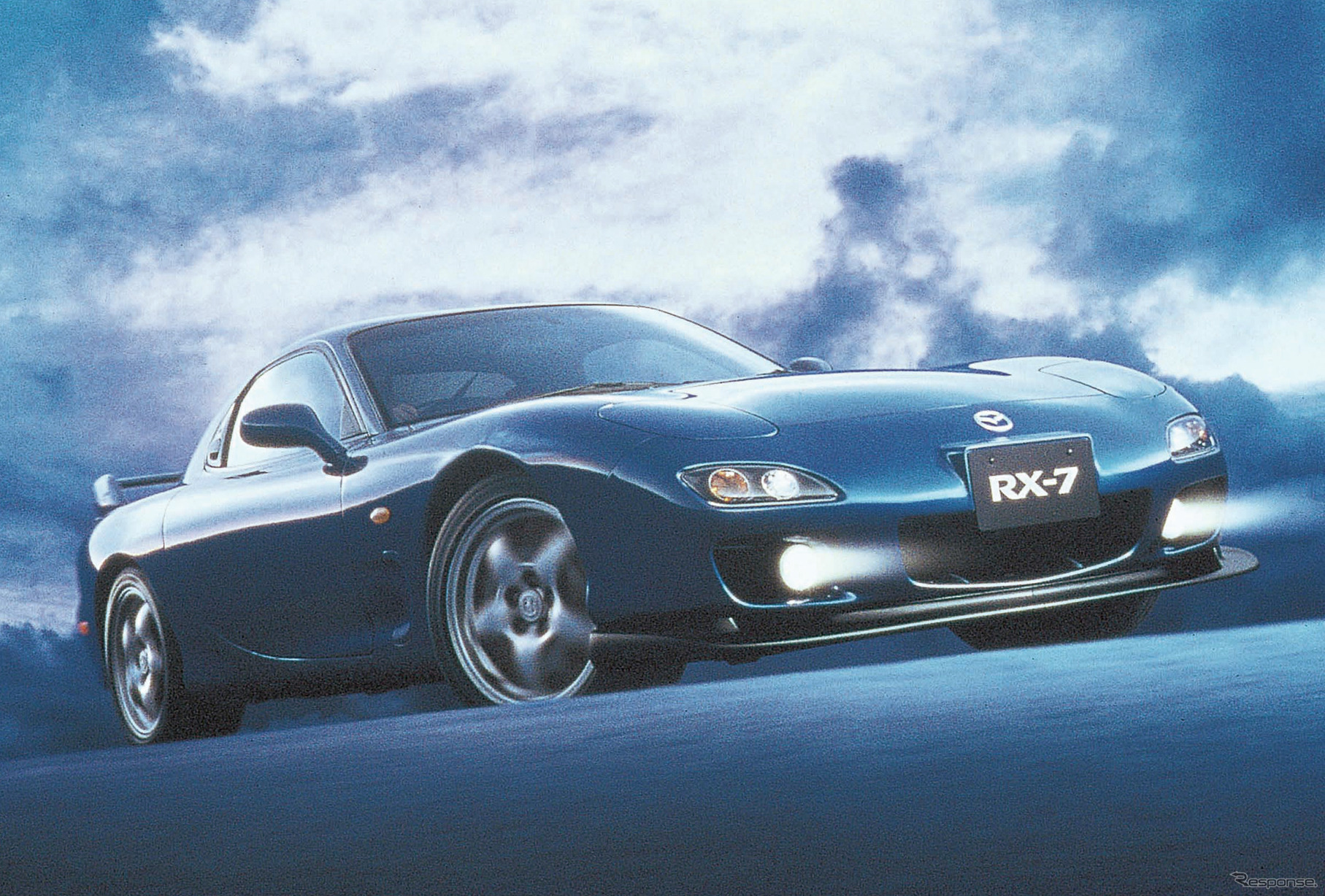 マツダ RX-7（FD4S）