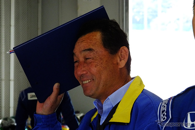 鈴鹿サーキットレーシングスクールフォーミュラの校長を務める中嶋悟氏