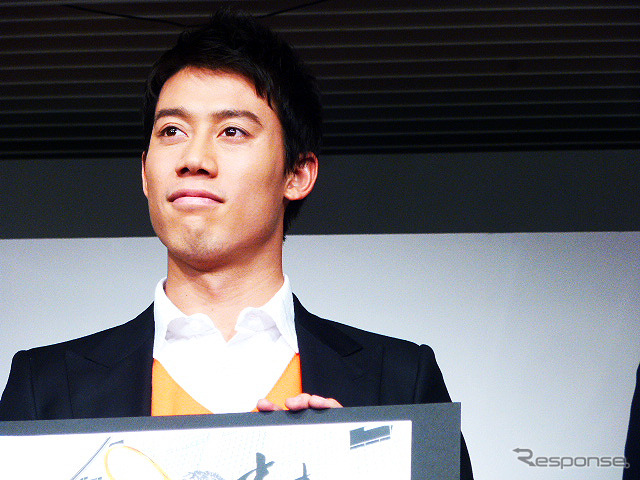 東京・六本木で11月20日に公開されたジャガー『Fタイプ 錦織圭エディション』。錦織圭選手、許斐剛氏、マグナス・ハンソン社長などがそれぞれ想いを語った